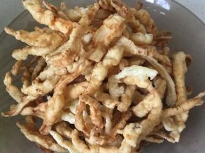 第一次炸好的菇