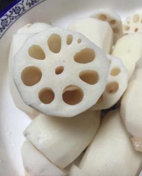 再次轻易藕洞，有的会有淤泥