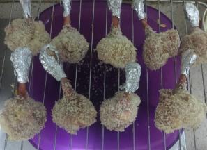 入烤箱预热后，220度，28分钟