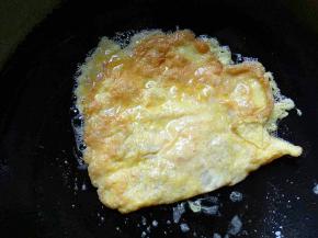 煎至两面金黄即可出锅