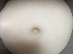 愿意检查面团就检查一下，按下去，不会很快回缩，其实发的明显很大，就可以了