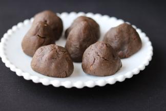 蒸好后闷十分钟，就可以打开烤箱，吃了。