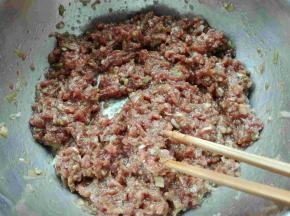 用筷子一个方向搅拌起劲