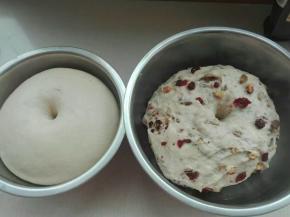 发酵至手指戳洞不回缩不塌陷即可