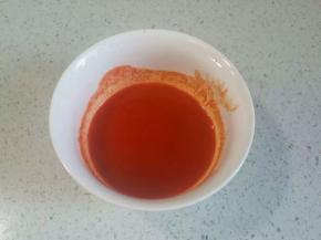 烤肉料用水调匀