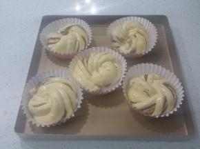 进行最后发表面刷上全蛋液