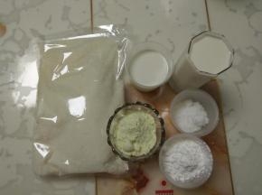 准备好所有食材。