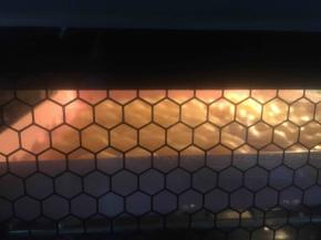 烤箱180度预热，放上层烤20分钟