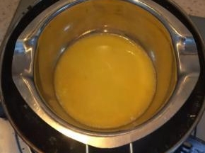 黄油隔水融化