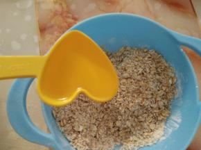 加入两大勺食用油