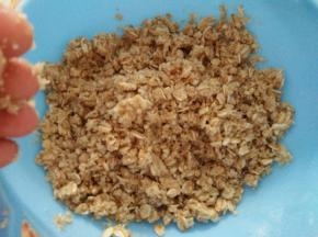 用同样手法搅拌至无明显结块