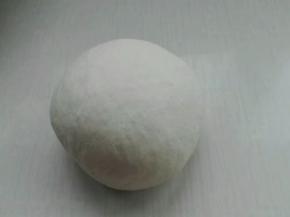 所有材料混合揉至光滑面团（油酥，馅料除外），室温发酵40分钟（一倍大左右即可），原做法是不需发酵，个人感觉不发酵，直接烤制，高温容易将酵母失效，小孩子吃了不是太容易消化