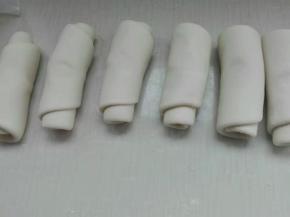 依次卷好如图所示