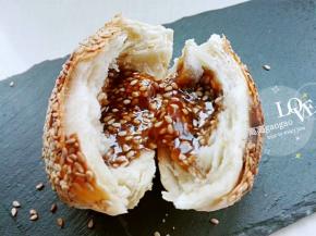 烤箱预热，中层上下火180度，20分钟，美美哒出炉，香甜酥香哦