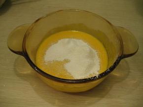 筛入到乳酪南瓜糊里拌匀