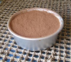 吃之前筛上可可粉