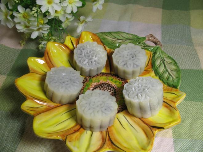 冰皮红豆沙月饼