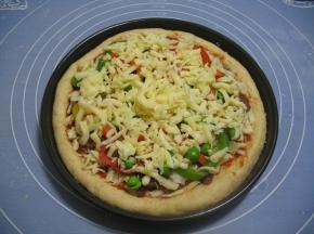 撒上剩余的芝士