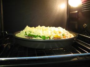 烤箱200度预热，中层烤20分钟