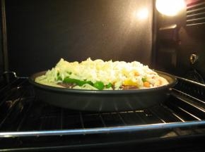 烤箱200度预热，中层烤20分钟