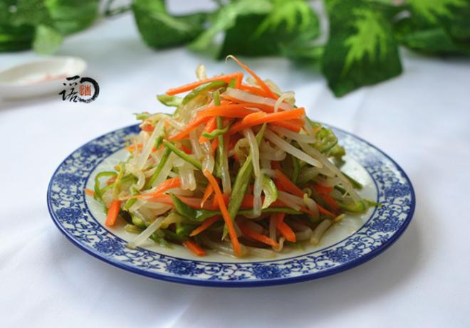 凉拌绿豆芽