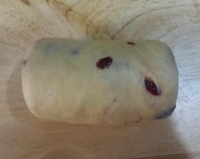 7、翻面，由下至下卷起；