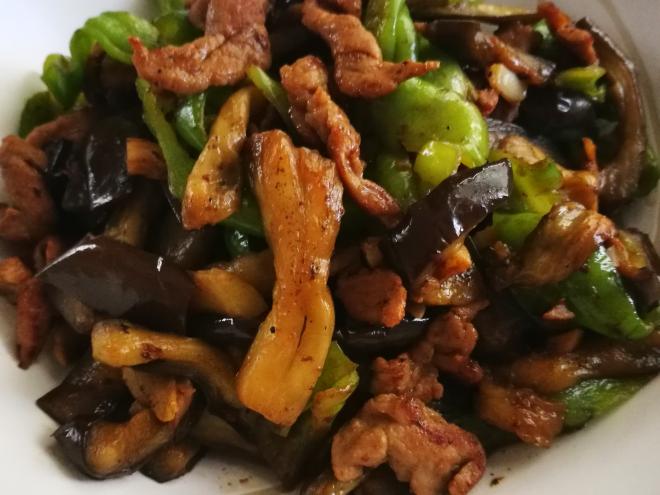 电饭煲食谱系列三：美味无油茄子