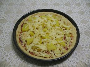 摆上炒出水份的菠萝