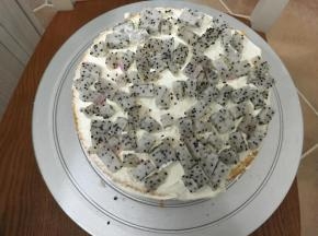 摆上火龙果