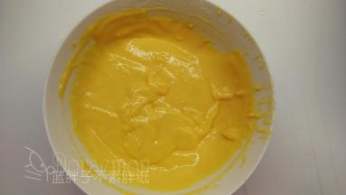 用手动打蛋器画“Z\