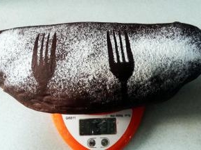 成品欣赏。我分割成两份，一个份量足足有538克。不喜欢这么大个的，可以分割时分成三份或四份。