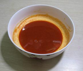 加入70ML的水把料和水充分调匀