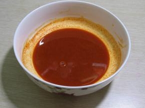 加入70ML的水把料和水充分调匀