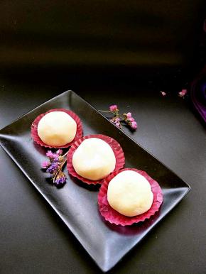 包好后放冰箱冷藏一会在食用味道更加，