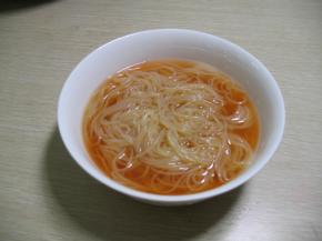 加入调好的冷面汤