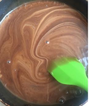 全程开小火，最小火熬煮。