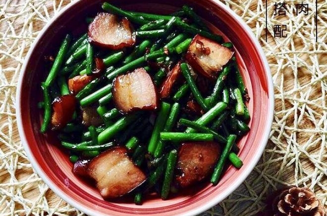 腊肉蒜苔