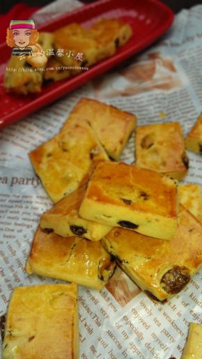 出炉，颜色很漂亮。