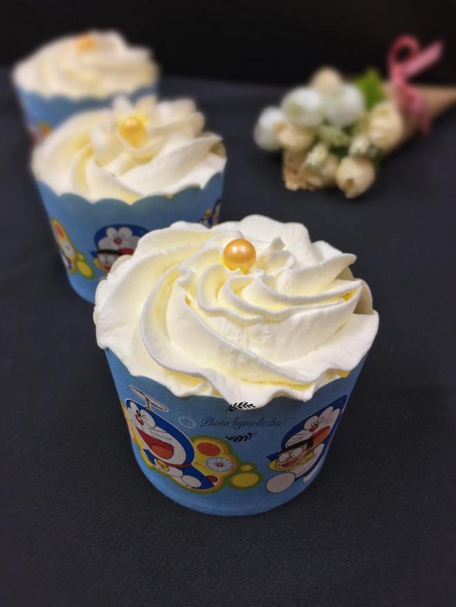 奶油纸杯蛋糕