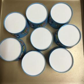 烤好倒扣晾凉。