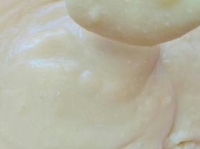 打好的绿豆泥