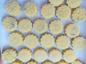 依次做好，摆入盘子放冰箱冷藏即可