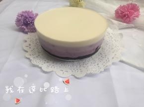 四小时后，用吹风机吹模具外面就能轻松脱模了。是不是美美的