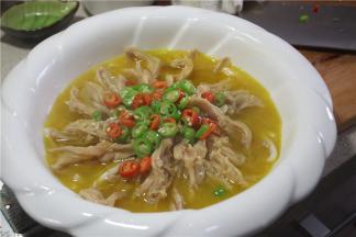 淋在鸭掌上即可