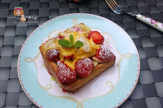 【变着花样吃吐司】：草莓香蕉烤吐司！