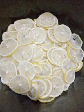 均匀铺在电饭煲里