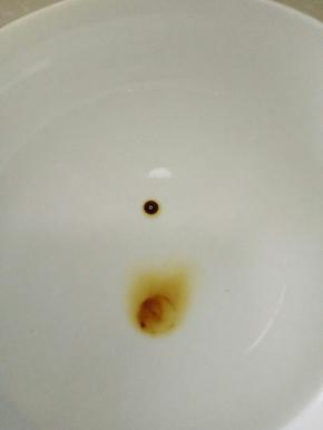 可以放在冷水碗里试试，没有散开的那种冷了就比较硬，不好倒出