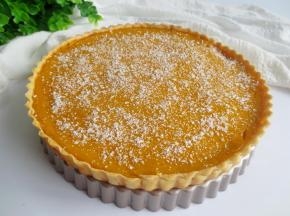 出炉后放凉，撒上椰蓉装饰一下