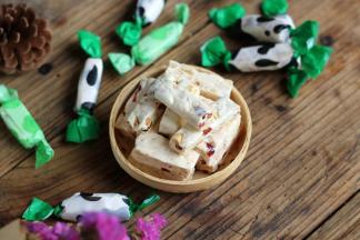 酸酸甜甜的口感，时不时来上2颗