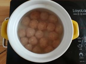 丸子不要挤的太满，留一定的空间